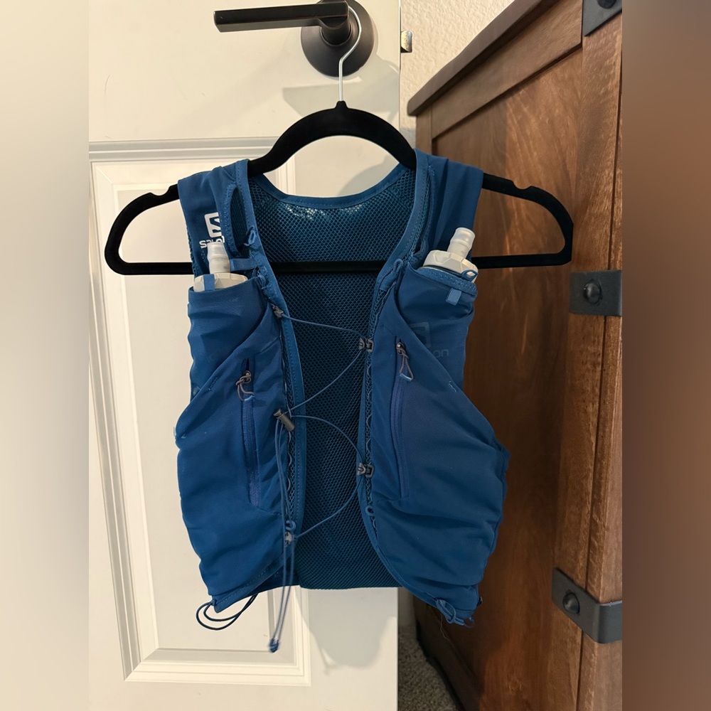 Salomon ADV SKIN 12 Running Vest XS with Flasks Included